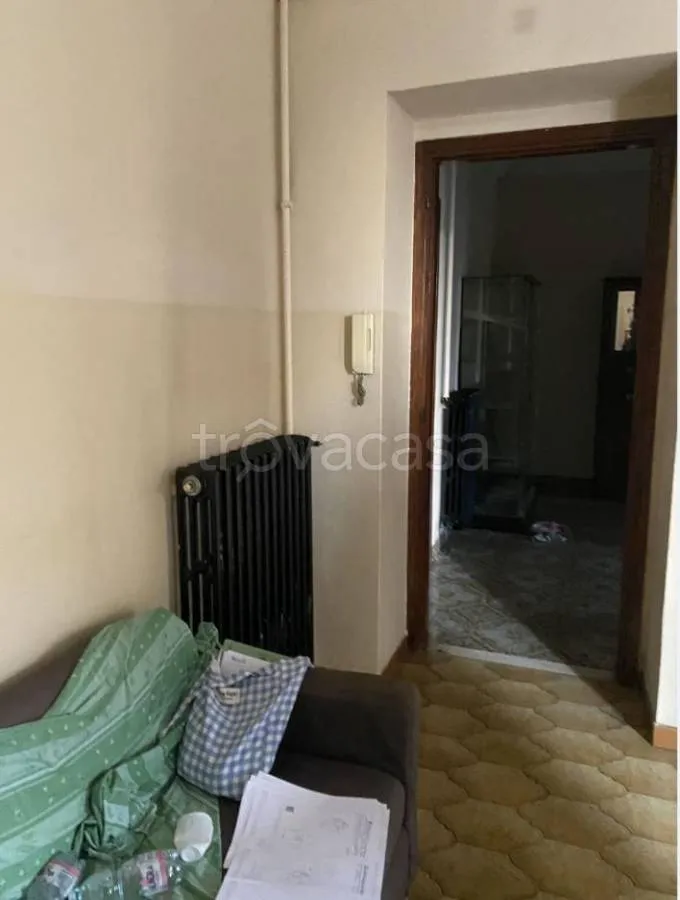 Séjour - Auctioned Apartment with Balcony in Turin