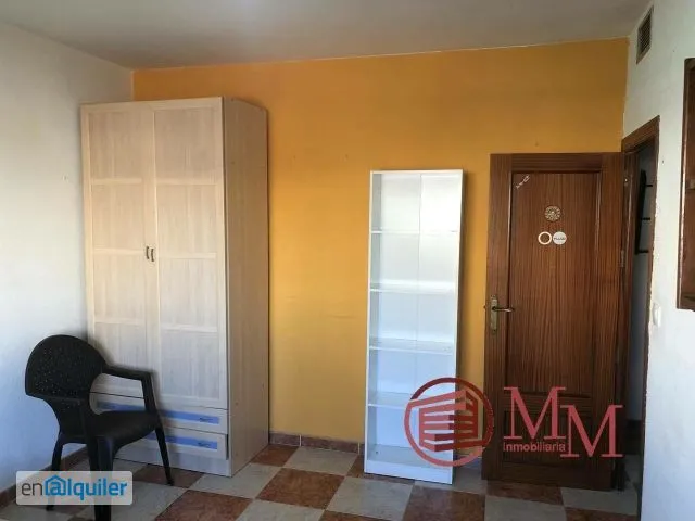 Bedrooms - 3-bedroom apartment in Córdoba
