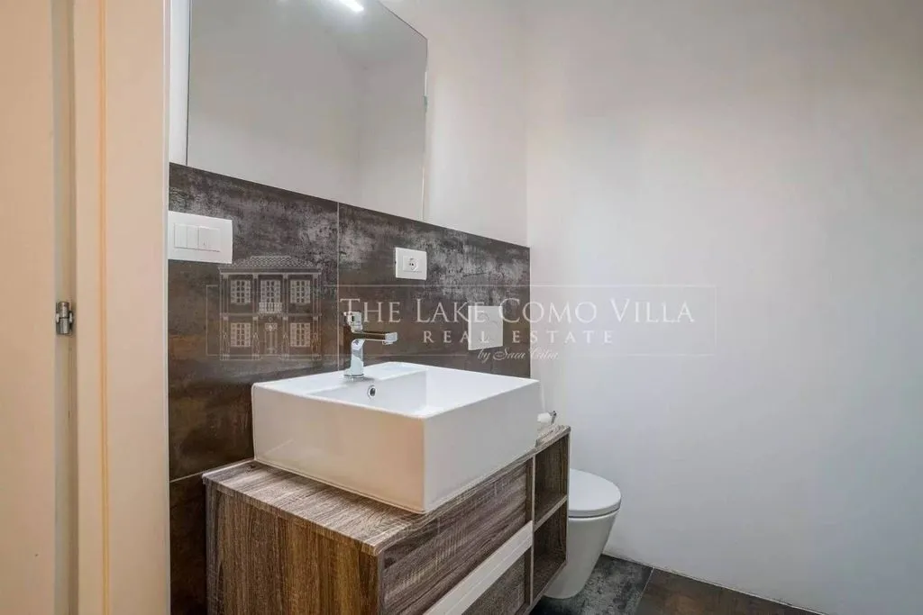 Salles de bain - Luxury Apartment with Private Garden in Menaggio