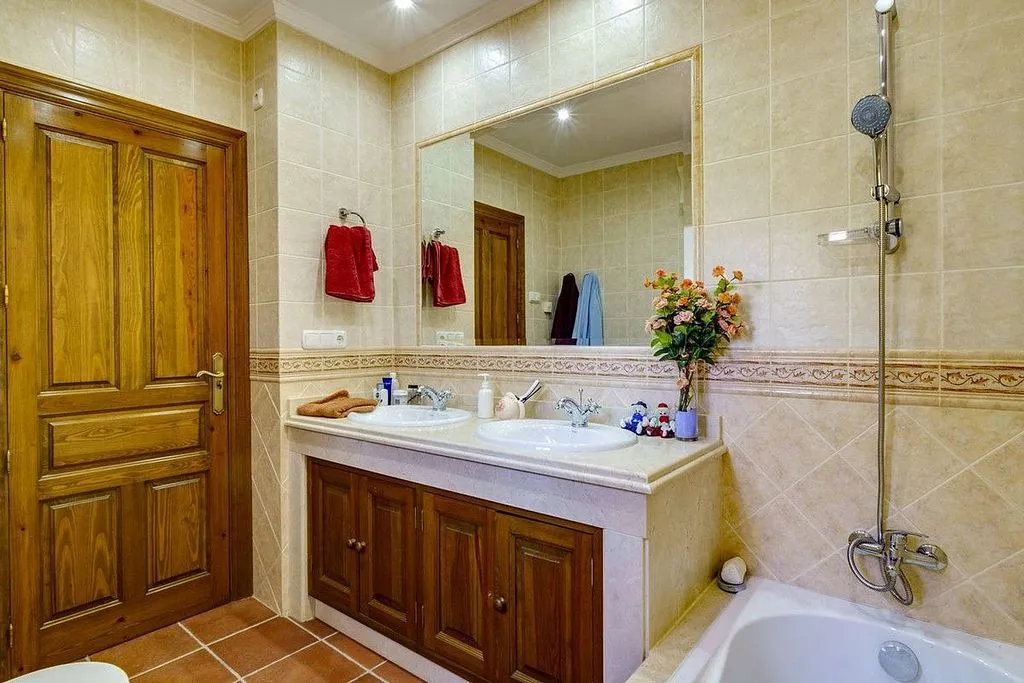 Salles de bain - Chalet with Pools and Terrace in Benahavís