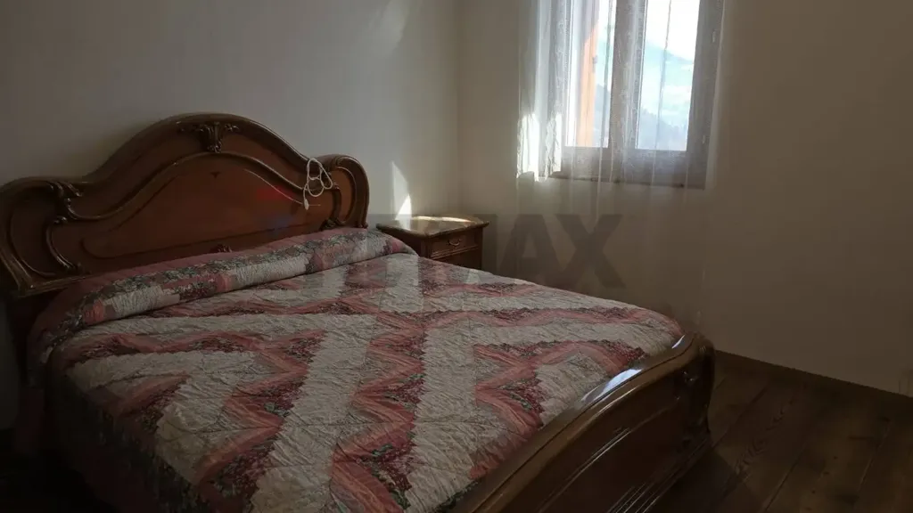Chambres - Semi-detached House with Garden in Lamon