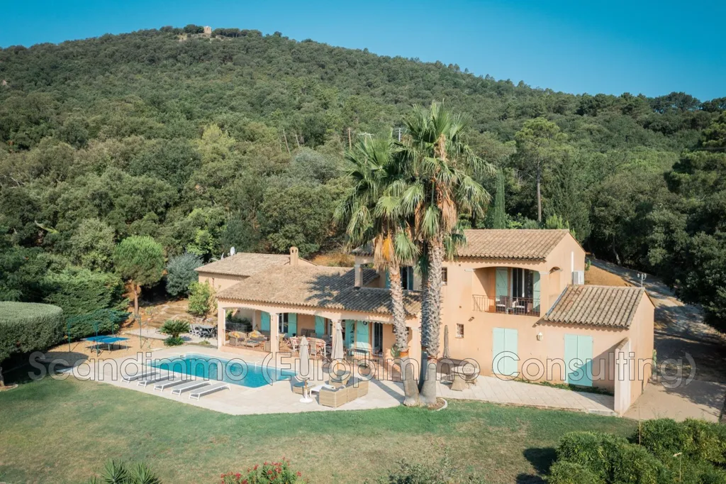Vista aerea - Provençal Villa with Panoramic View near Saint-Tropez