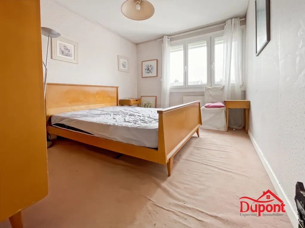 Magamistoad - Spacious Flat with Balcony in Saint Jean