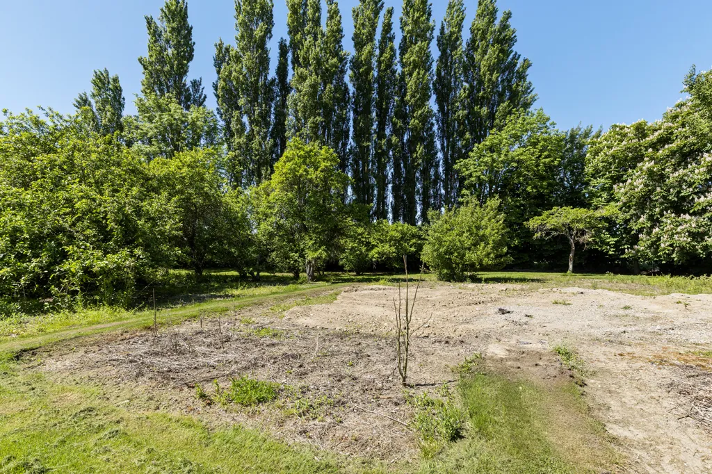 Aed - Villa with Large Barn in Nakskov