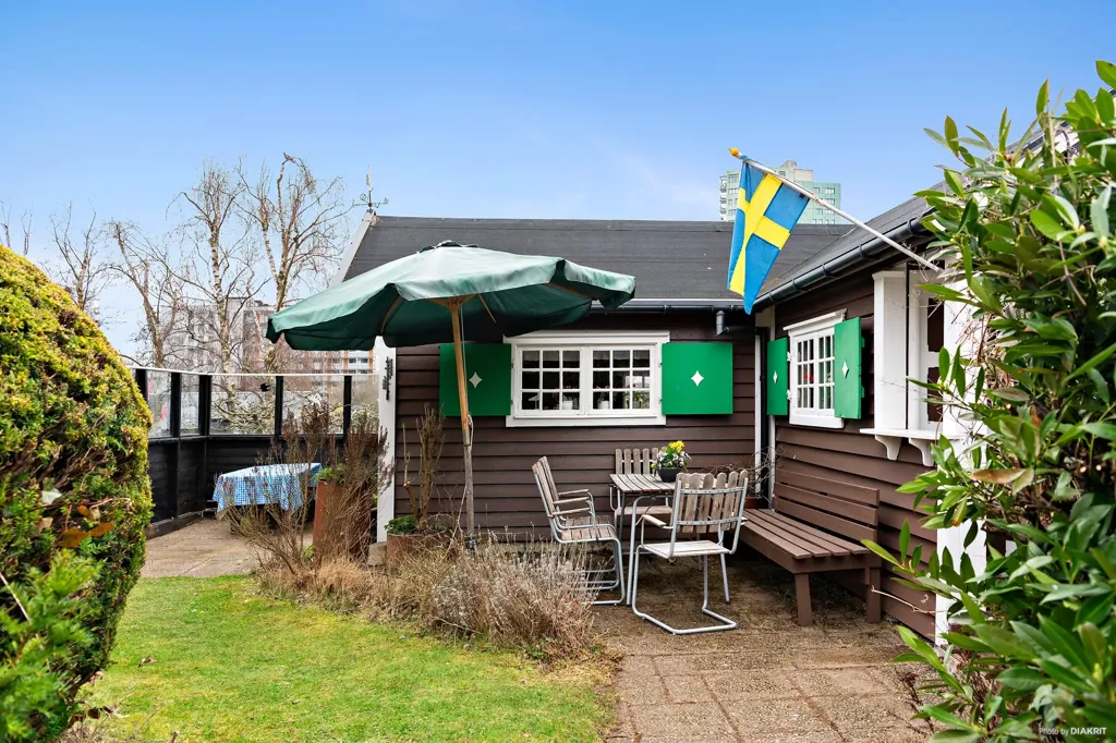 Jardin - Charming Cottage with Orchard in Närlunda