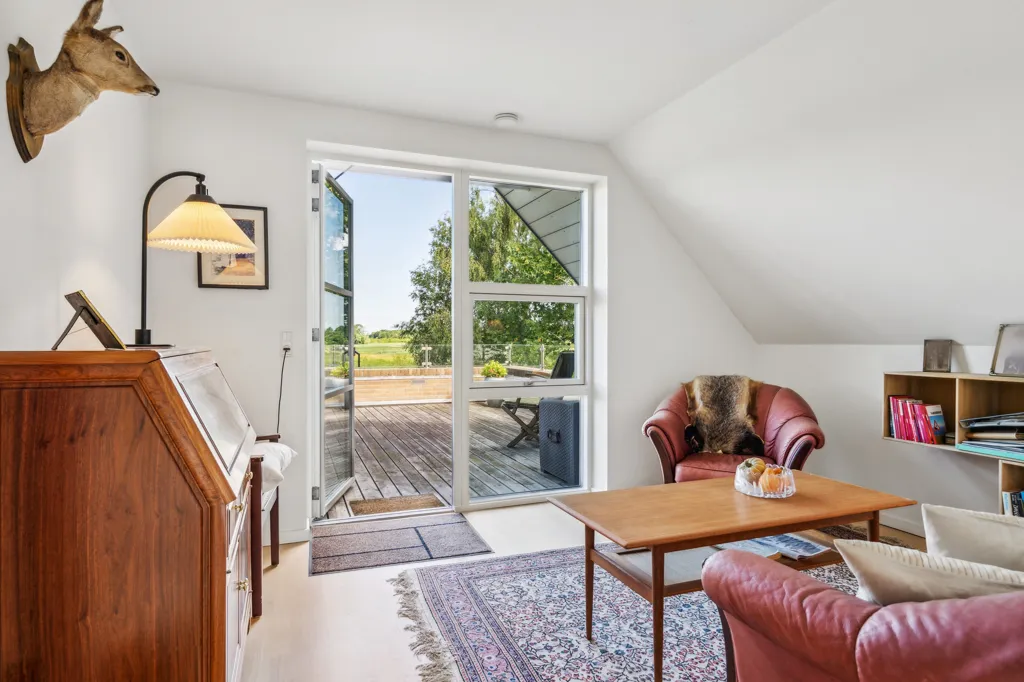 Elutuba - Modern Villa with Water View in Faxe