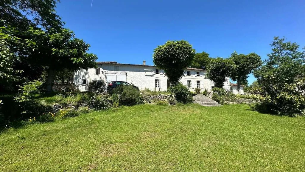 Jardin - Ensemble Immobilier avec Jardin à Chaniers