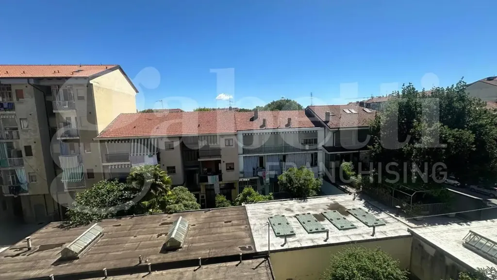 Õhuvaade - Rear-Facing Triplex in Turin