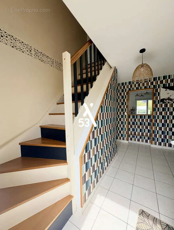 Pièces - Maison Semi-Mitoyenne avec Jardin à Leulinghem