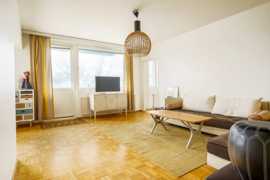 Elutuba - Apartment with Balcony in Forssa Centre