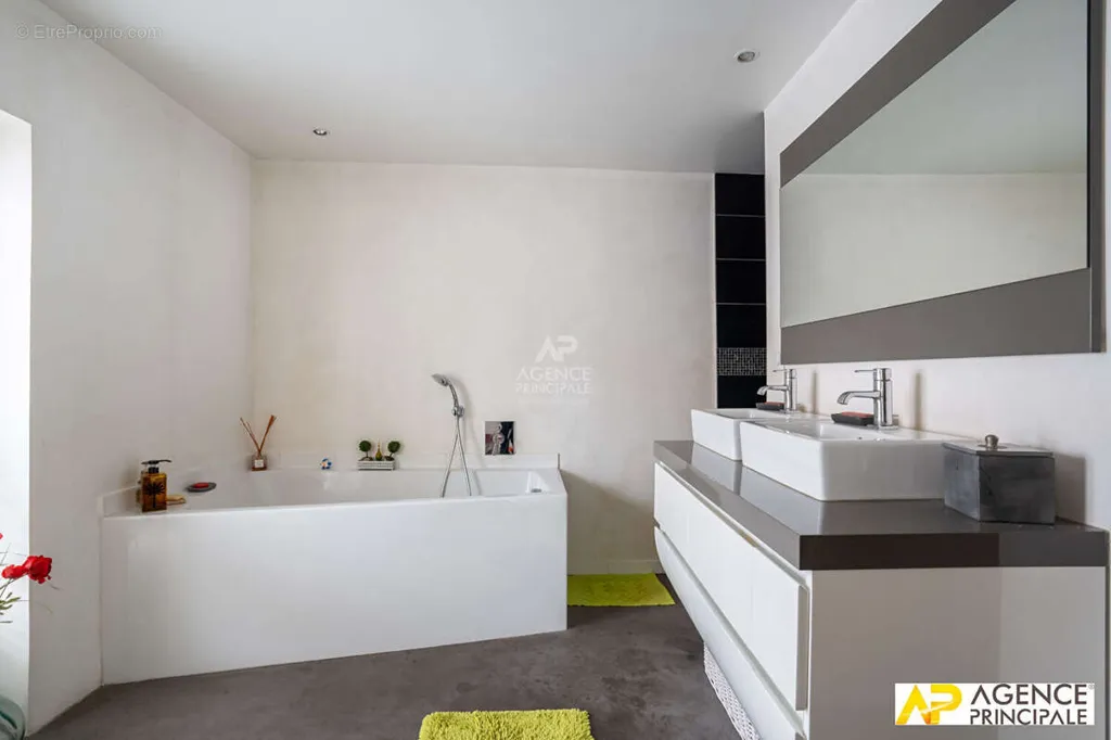 Maison 7 pièces à Maisons-Laffitte