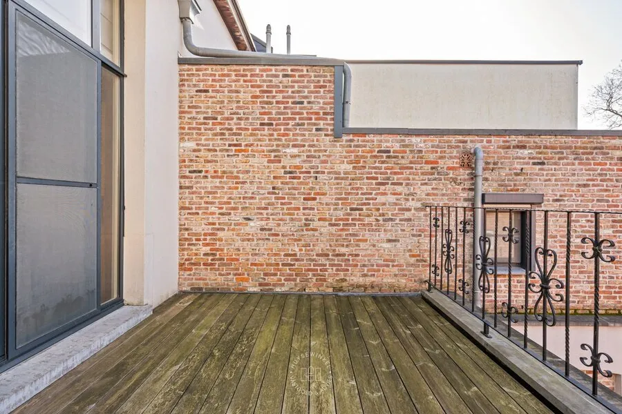 Balcony - Mixed-Use Property with River View in Rupelmonde