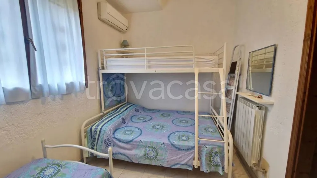 Chambres - Two-Bedroom Apartment with Private Garden in Comacchio