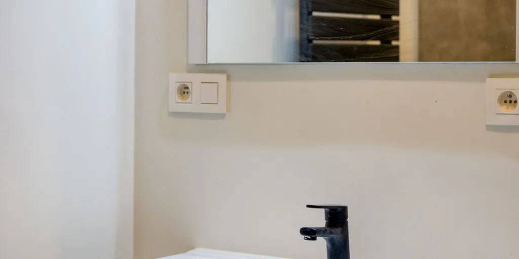 Bathrooms - Charming House with Terrace in Ghent Centre