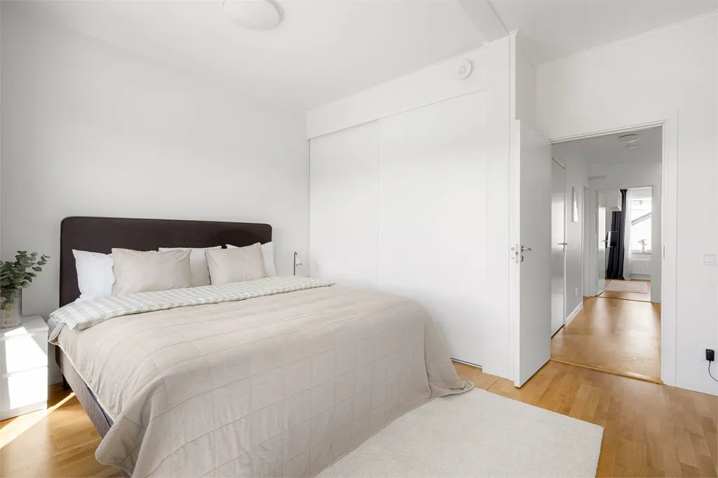 Magamistoad - Modern Apartment with Large Balcony in Vällingby