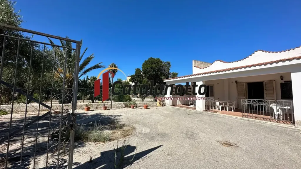 Exterior - Villa with Solar Panels in Selinunte, Sicily