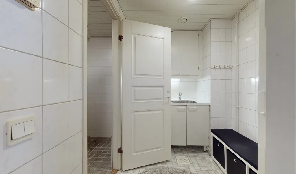 Salles de bain - Modernised Apartment with Terrace in Salo Centre