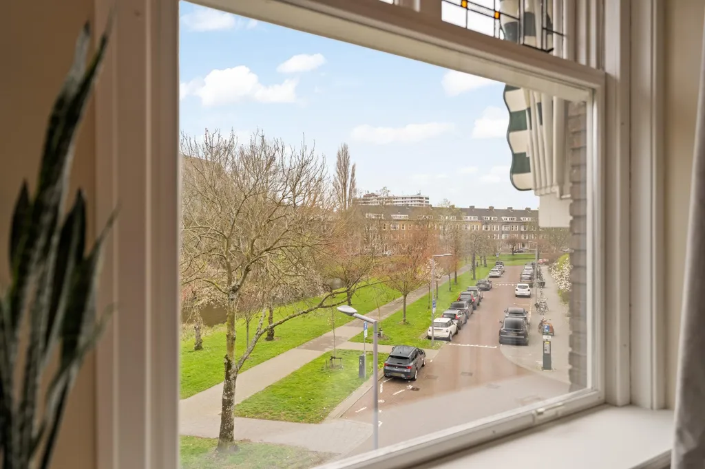 Stanze - Charming Gallery Flat with Park View in Utrecht