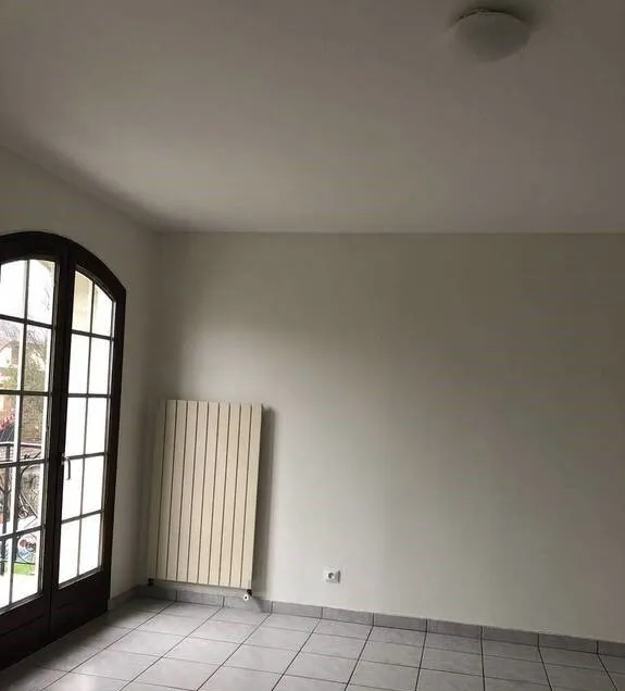 Toad - Studio with Garden Access in Saint-Maur-Créteil