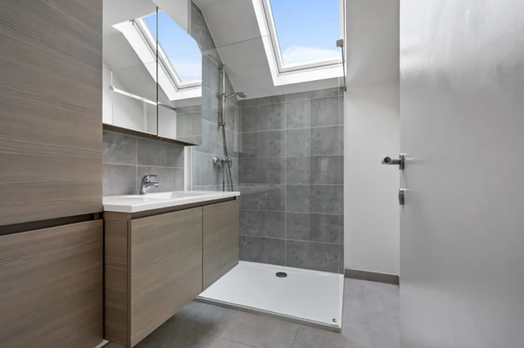 Bagni - House with Terrace in Celles