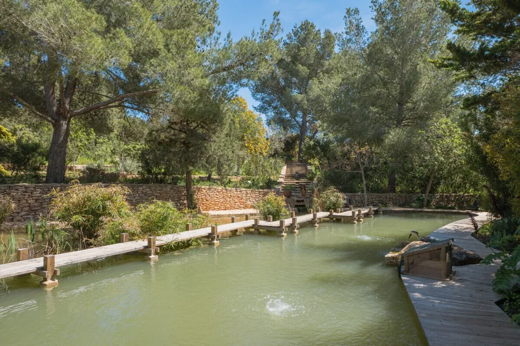 Piscine - Historic Chalet with Pool and Terrace in Sant Josep