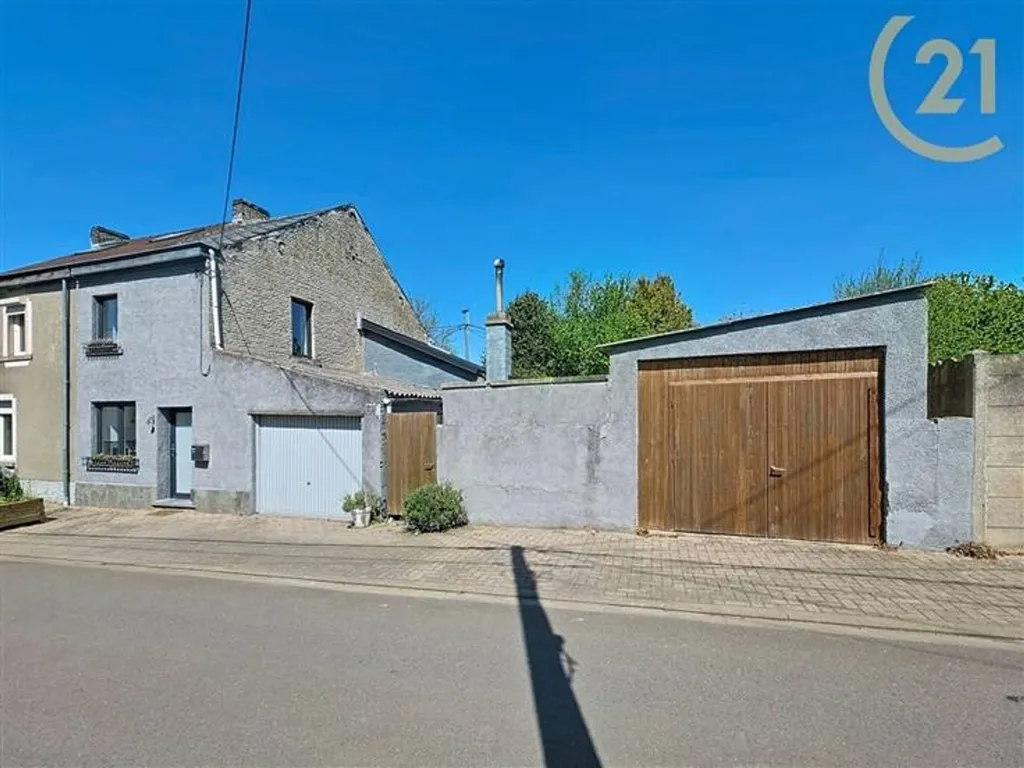 Exterior - Renovated 3-Faced House with Terrace in Genappe