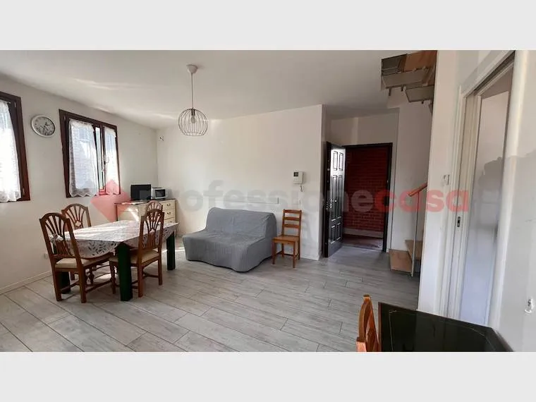 Sala da pranzo - Duplex with Private Garden in Rho