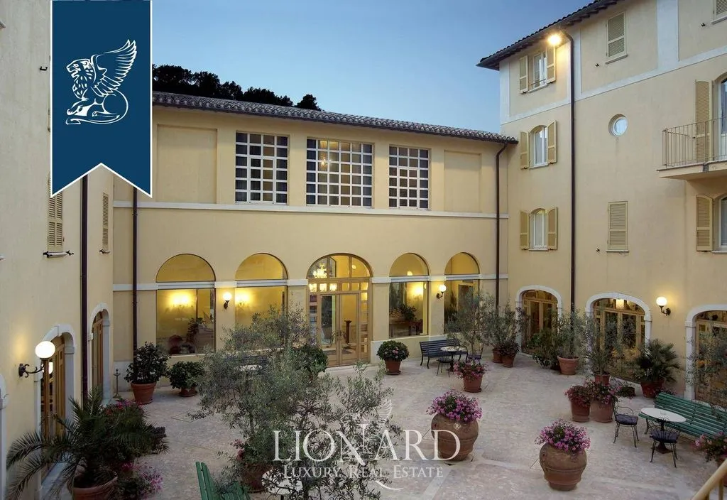 Aed - Luxury Hotel with Historical Features in Spoleto