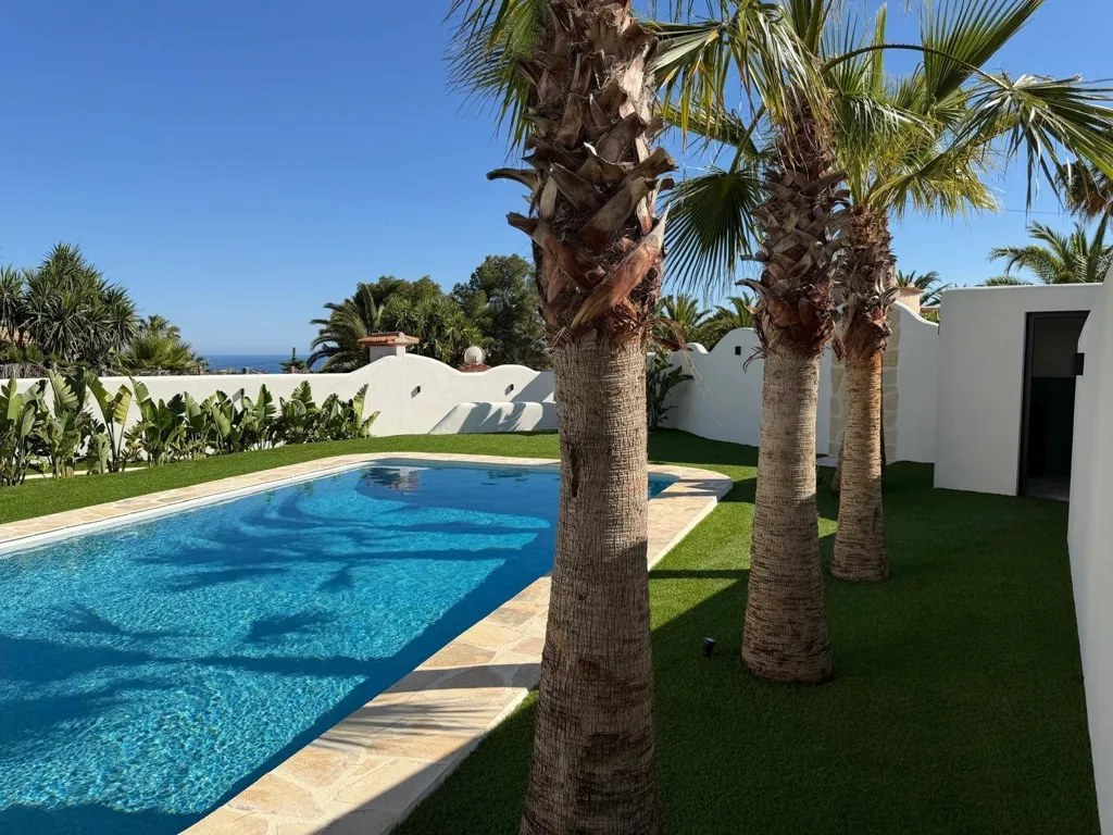 Piscine - Modern Villa with Sea View in Jávea