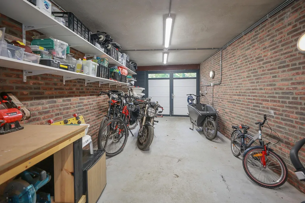Garage - Detached House with Garden in Purmerend