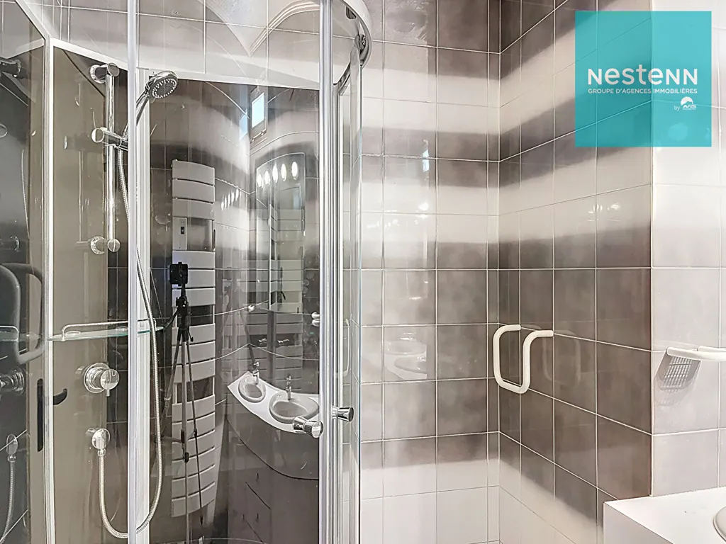Salles de bain - Maison 4 Pièces avec Jardin à Montbrison