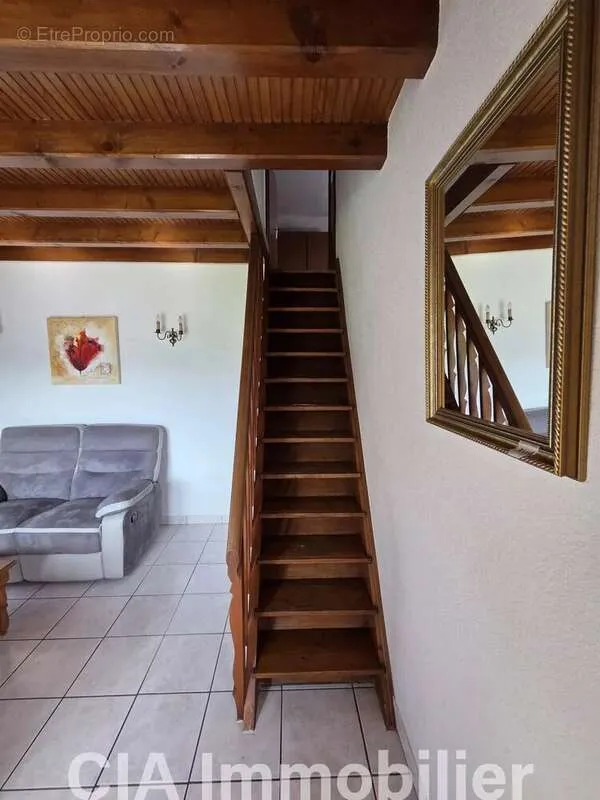 Elutuba - Individual House with Garden in Marignier