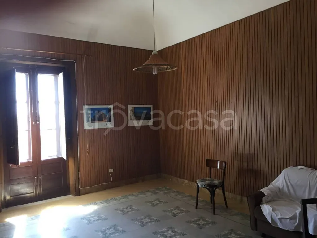 Soggiorno - Apartment with Garden in Erice