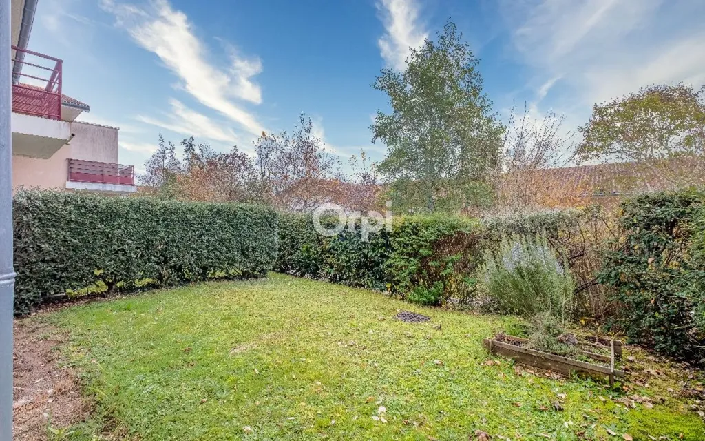 Jardin - Appartement Meublé avec Piscine à Limoges