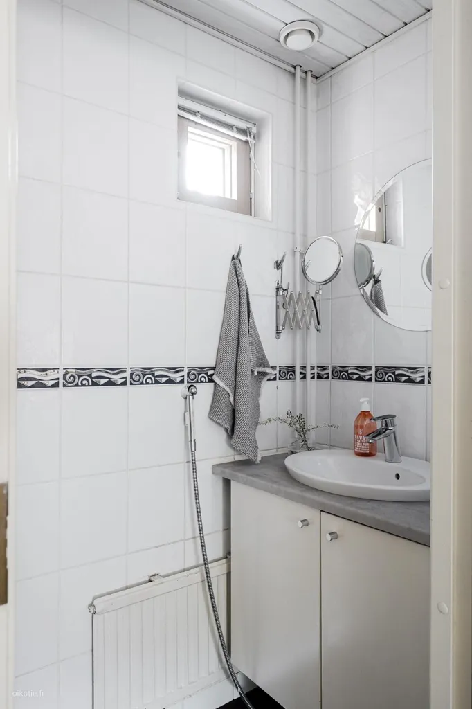 Salles de bain - Modern Apartment with Garden in Katariina, Turku