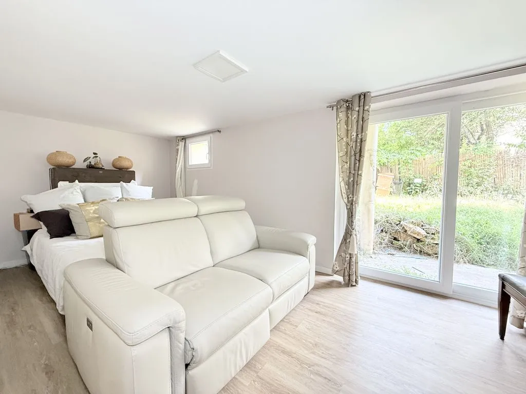 Magamistoad - Luxury House with Garden in Rueil-Malmaison