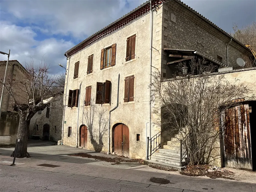 Maison 8 pièces à Beaurieres