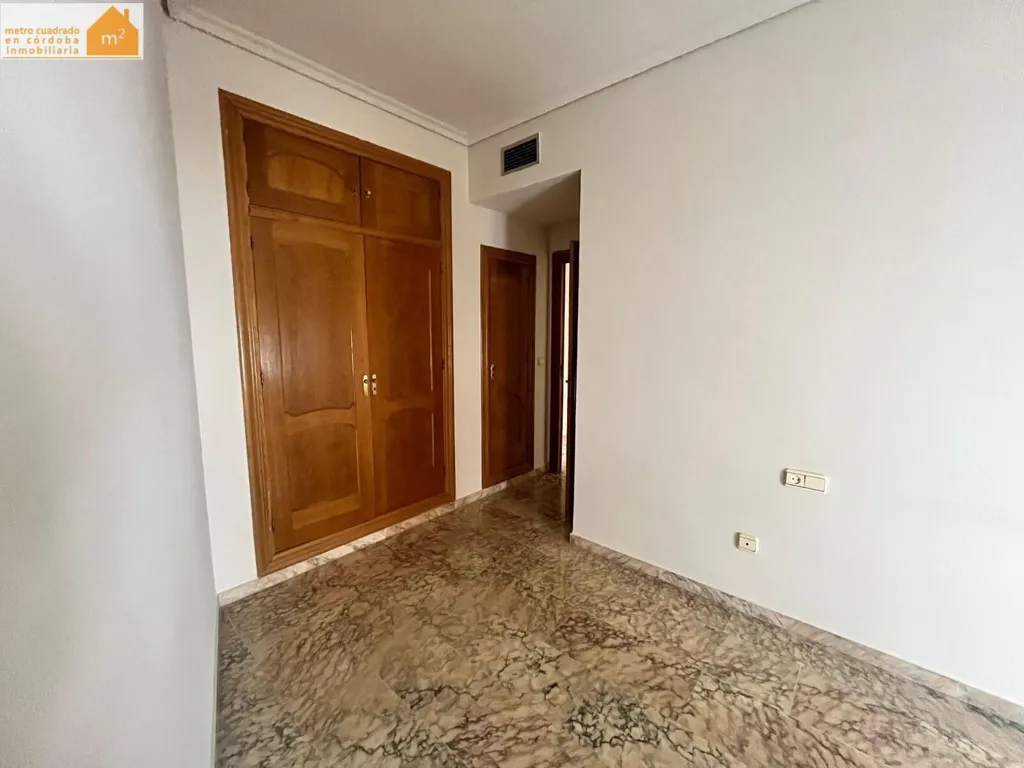 Ingresso - Central District Apartment with Air Conditioning