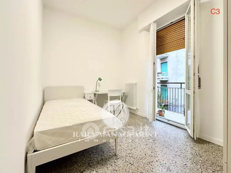 Magamistoad - Centralised Apartment with Four Balconies in Ancona