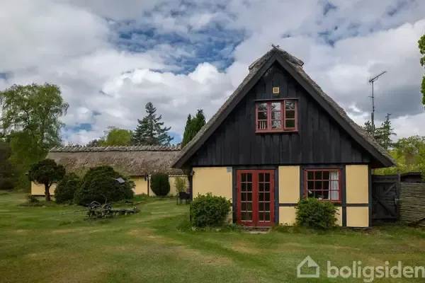 Välivaade - Historic Villa with Studio near Frederiksværk