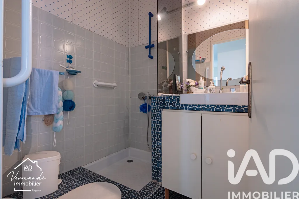 Salles de bain - Appartement avec toit-terrasse à La Rochelle