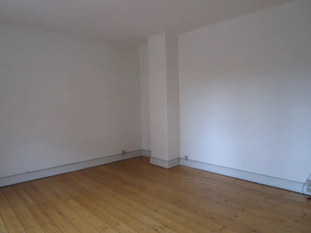 Toad - Two-Bedroom Apartment with Balcony in Odense C