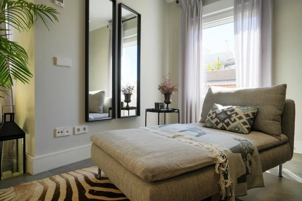 Chambres - Luxury Apartment with High Ceilings in Madrid
