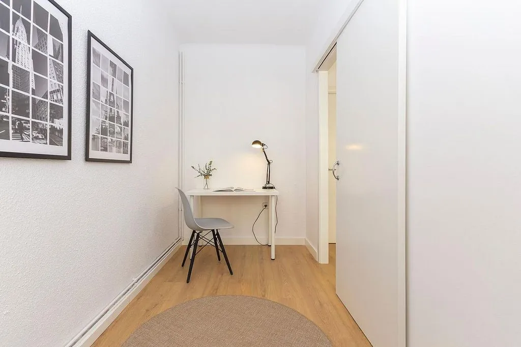 hallway_entrance