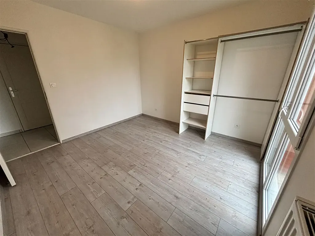 Toad - Modern Flat with Terrace in Troyes