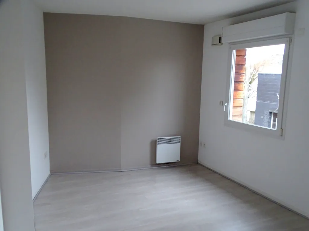Habitaciones - Senior Residence Flat with Balcony in Wasquehal