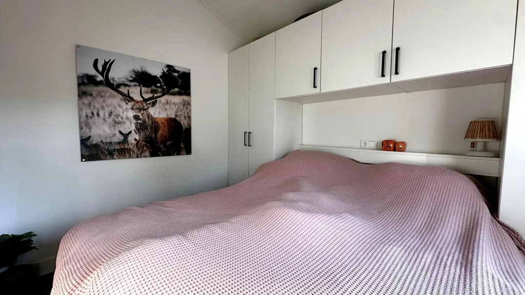 Chambres - Maison 4 pièces à Hoenderloo