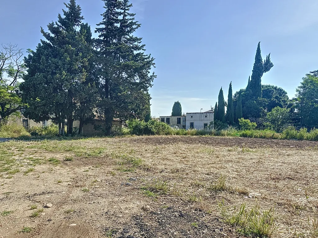 Land in Le Pontet