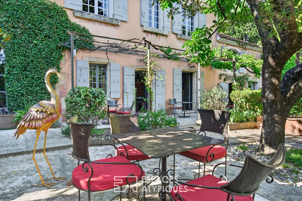Terrace - 18th-Century Mas with Pool in Paradou