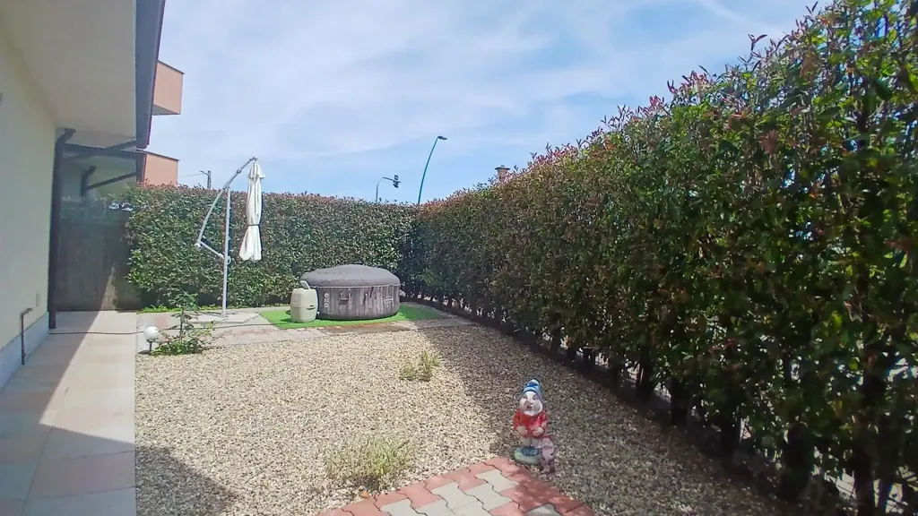 Aed - Terraced House with Private Garden in Mortara